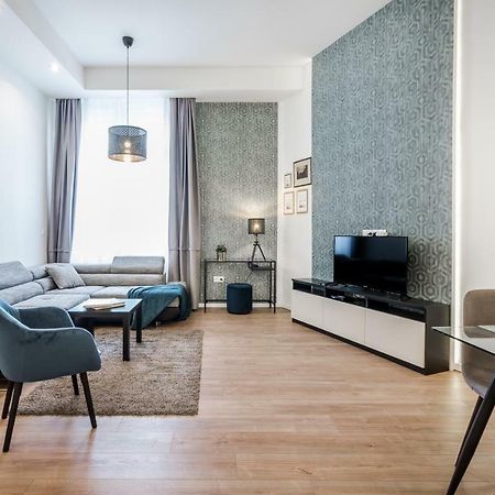 Bpr Thrill Design Home With A/C 布达佩斯 外观 照片